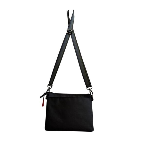 Sherpani Black & Grey Camo Zoom | Slim RFID Crossbody Bag Travel Concert Purse - Picture 11 of 12